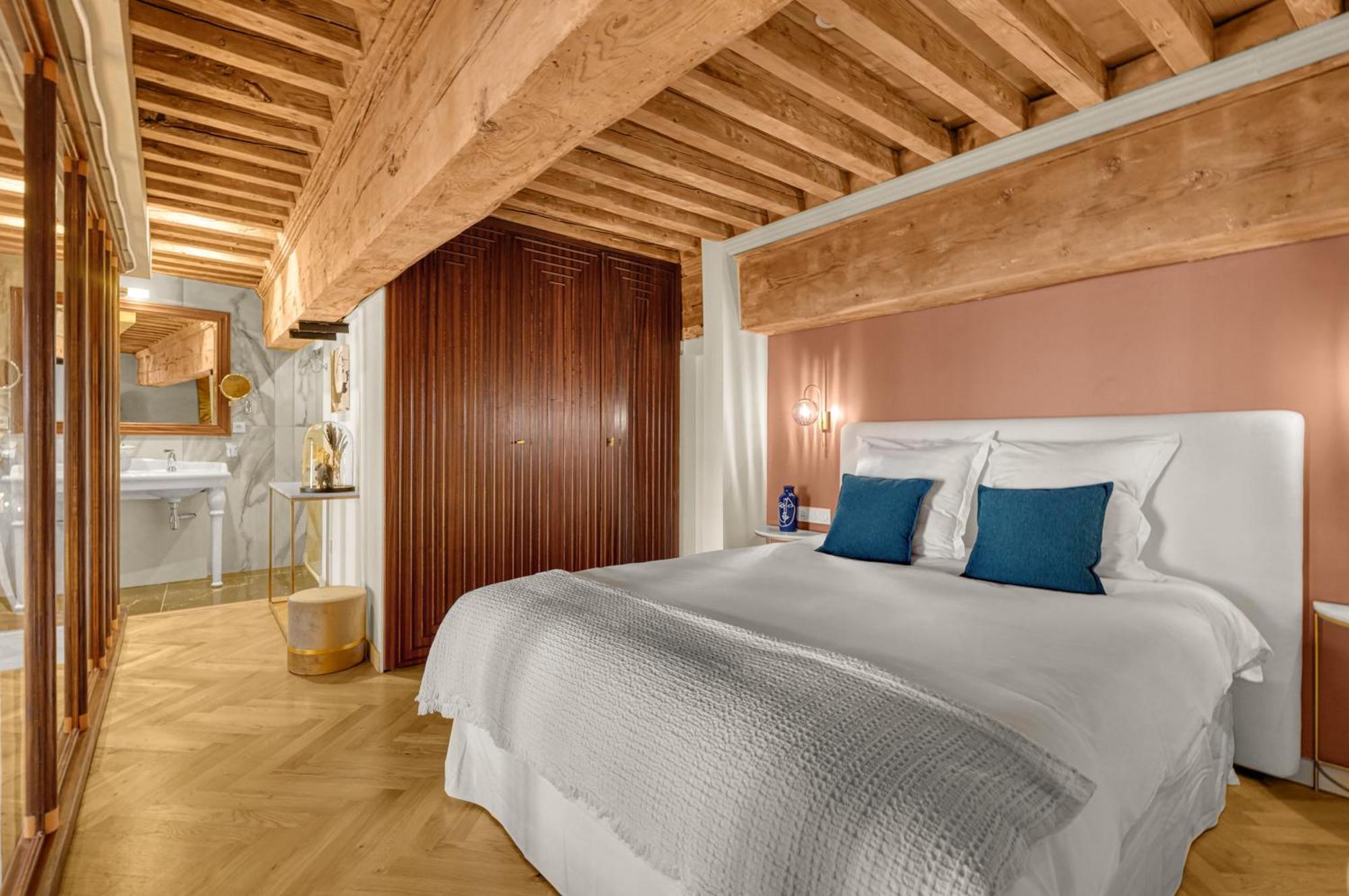 Les Relais Du Capitole - Appartements D'Hotes Тулуза Экстерьер фото