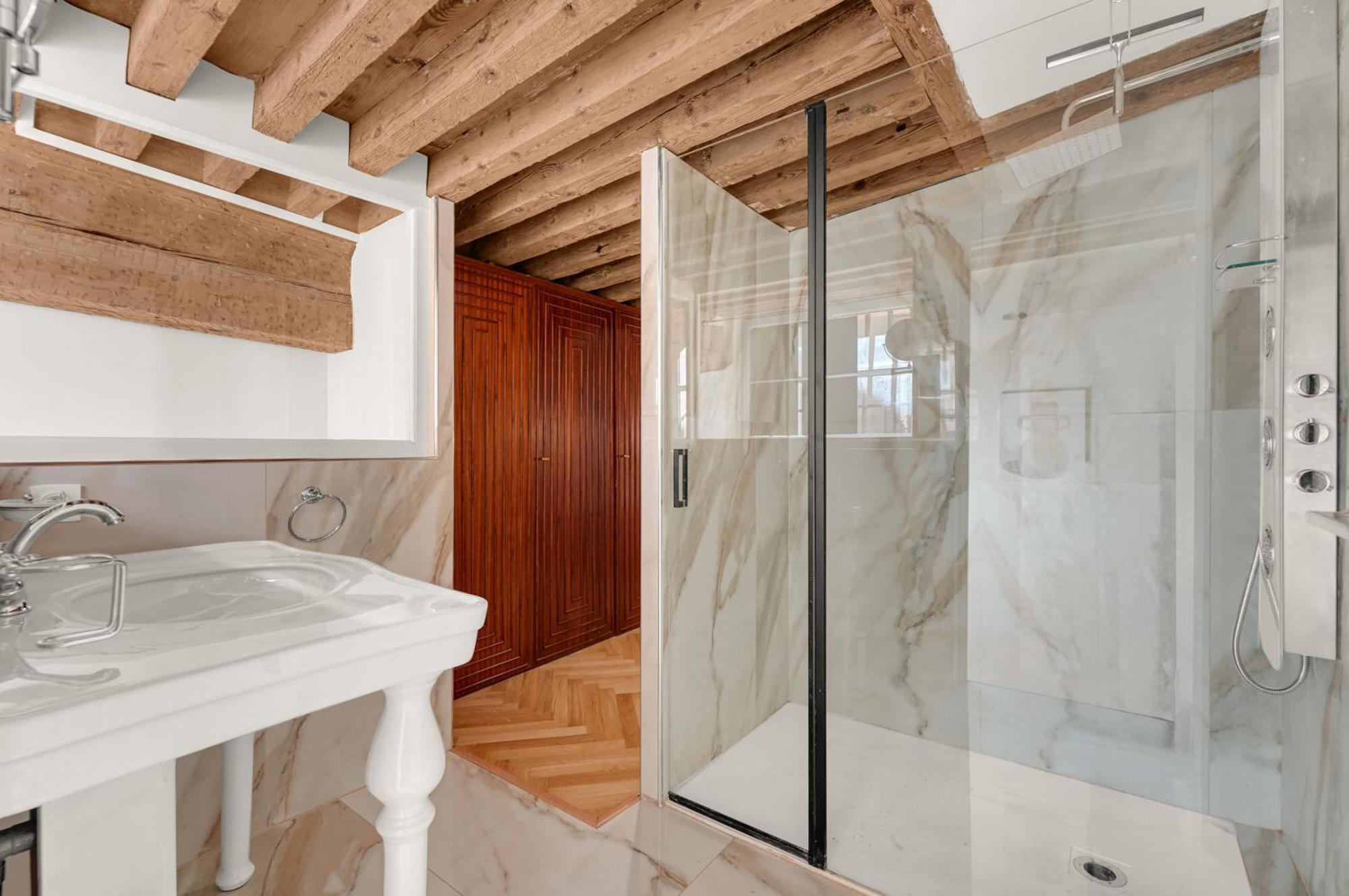 Les Relais Du Capitole - Appartements D'Hotes Тулуза Экстерьер фото